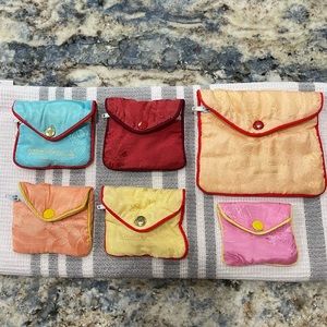 Jewelry pouches with zipper